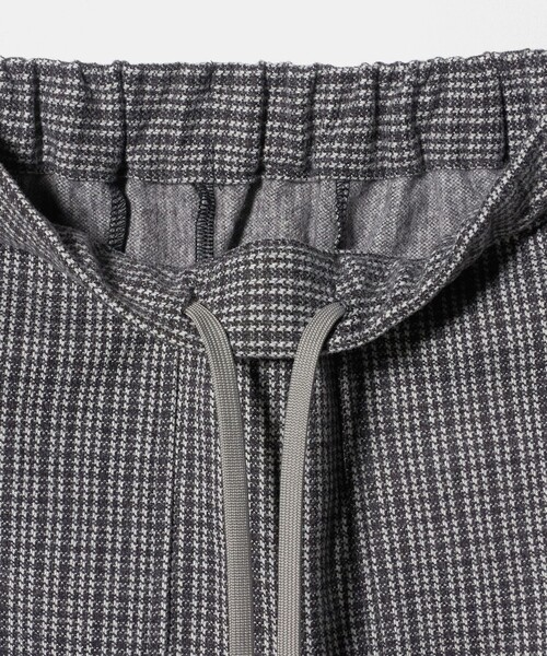 A DAY IN THE LIFE UNITED ARROWS(アデイインザライフユナイテッドアローズ)の「ニット チェック パッチポケット タイトスカート <A DAY IN THE LIFE>(スカート・レディース・ダークブラウン/ライトグレー/ダークグレー・FREE)」の11枚目の写真
