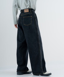 SABUROKU（サブロク）の「【SABUROKU】 大人カジュアル に差がつく サイドライン デニムパンツ（デニムパンツ）」