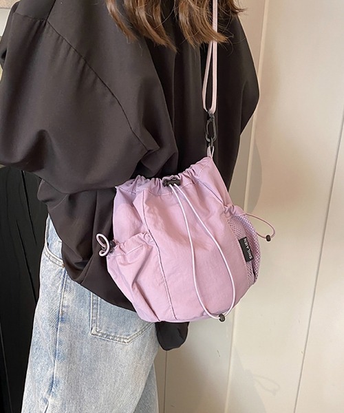 VIBGYOR(ヴィブジョー)の「urbanfemine./カジュアルショルダーバッグ U7588(ショルダーバッグ・レディース・ブラック/ブルー/ベージュ/パープル/グリーン・FREE)」の12枚目の写真
