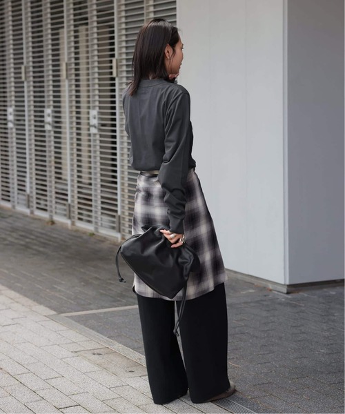 JOURNAL STANDARD(ジャーナルスタンダード)の「《WEB限定追加》UNBIASEDロングスリーブ Tシャツ(Tシャツ/カットソー・レディース・ブラック系その他/シルバー/ホワイト・FREE)」の10枚目の写真