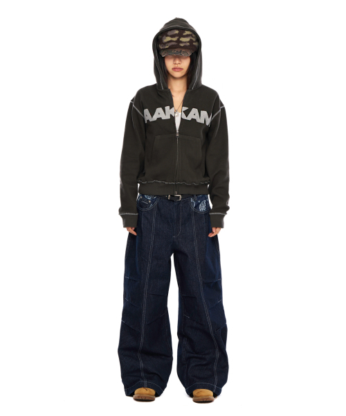 AAKAM（アーカム）の「Knee Pin-Tuck Paisley Denim Pants (Blue)（デニムパンツ・レディース・その他・1/2）」の6枚目の写真
