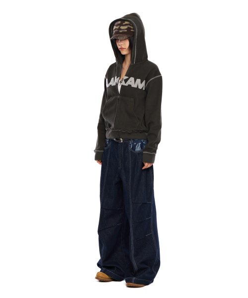 AAKAM（アーカム）の「Knee Pin-Tuck Paisley Denim Pants (Blue)（デニムパンツ・レディース・その他・1/2）」の7枚目の写真