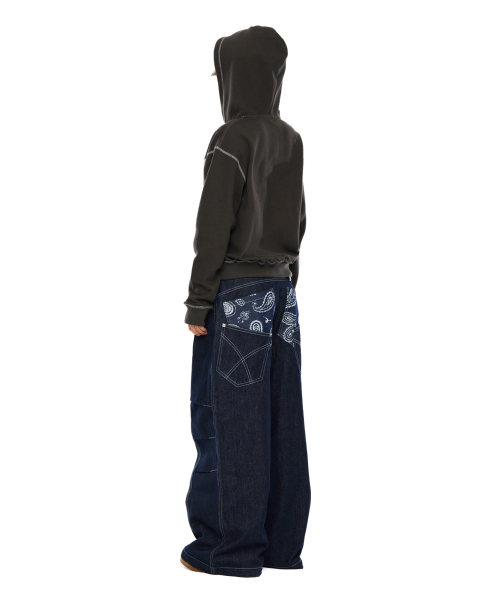 AAKAM（アーカム）の「Knee Pin-Tuck Paisley Denim Pants (Blue)（デニムパンツ・レディース・その他・1/2）」の8枚目の写真