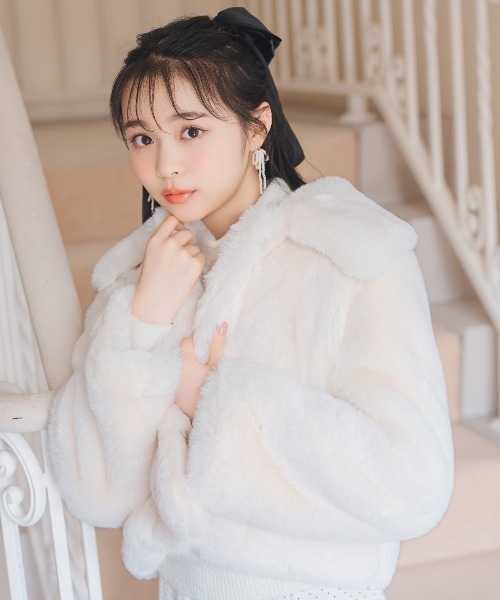 ステンカラーエコファーショートジャケット（ブルゾン