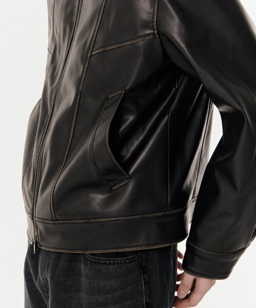 MUSINSA STANDARD（ムシンサスタンダード）の「フェイデッドシンセティックレザーシングルジャケット[ブラック]（ライダースジャケット・メンズ・その他・MEDIUM/LARGE/X-LARGE/XX-LARGE）」の6枚目の写真