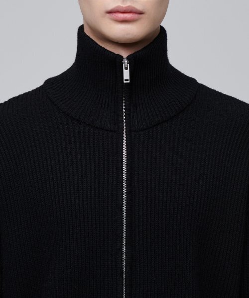 MUSINSA STANDARD（ムシンサスタンダード）の「リラックスドリブニットジップアップ[ブラック]（ニット/セーター・メンズ・その他・SMALL/MEDIUM/LARGE/X-LARGE/XX-LARGE）」の6枚目の写真