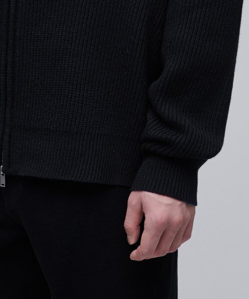MUSINSA STANDARD（ムシンサスタンダード）の「リラックスドリブニットジップアップ[ブラック]（ニット/セーター・メンズ・その他・SMALL/MEDIUM/LARGE/X-LARGE/XX-LARGE）」の10枚目の写真