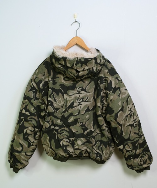 【極美品】BIGBANG リバーシブルブルゾン　ユニセックス　迷彩　カモフラ柄 極美品】BIGBANG リバーシブルブルゾン ユニセックス 迷彩 カモフラ柄