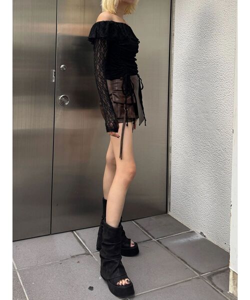 EMODA（エモダ）の「オフショルダーギャザートップ（Tシャツ/カットソー・レディース・ブラック/グレー/ネイビー・FREE）」の22枚目の写真