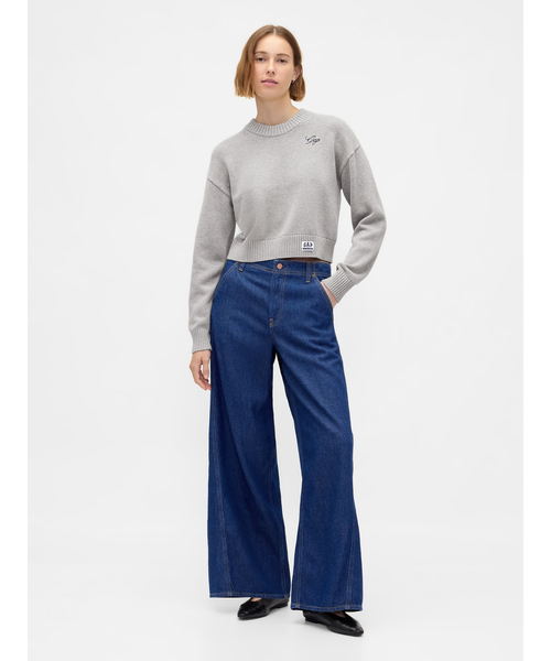 GAP(ギャップ)の「Gapロゴ リラックスフィット クロップド クルーネックセーター(ニット/セーター・レディース・ブラック/アイボリー/レッド/ライトグレー・S/L/XS/XXS/XL/M)」の10枚目の写真