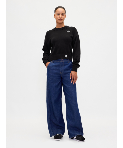 GAP(ギャップ)の「Gapロゴ リラックスフィット クロップド クルーネックセーター(ニット/セーター・レディース・ブラック/アイボリー/レッド/ライトグレー・S/L/XS/XXS/XL/M)」の12枚目の写真