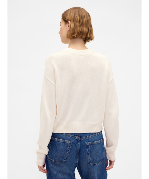 GAP(ギャップ)の「Gapロゴ リラックスフィット クロップド クルーネックセーター(ニット/セーター・レディース・ブラック/アイボリー/レッド/ライトグレー・S/L/XS/XXS/XL/M)」の15枚目の写真