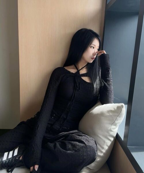 PAIN OR PLEASURE(ペインオアプレジャー)の「WRINKLED ORCHID TOP black(Tシャツ/カットソー・レディース・その他・SMALL/MEDIUM)」の4枚目の写真
