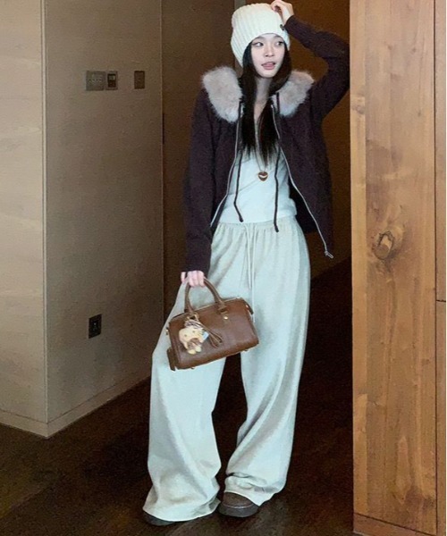 gossip!ロサンゼルス(ゴシップロサンゼルス)の「2WAYファー フードニットパーカー Y2K(パーカー・レディース・ダークブラウン・M)」の13枚目の写真