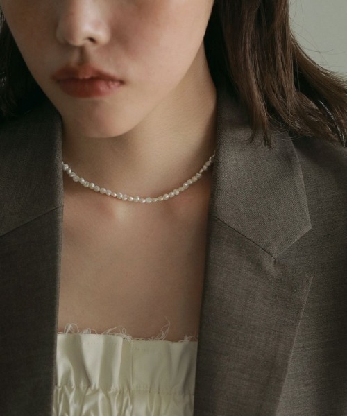 anuke（アンヌーク）の「anuke　Mini Pearl Necklace ミニパールネックレス/62510910（ネックレス・レディース・ホワイト・ONE SIZE）」の4枚目の写真