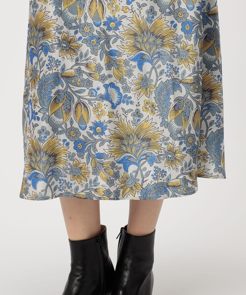 SOULEIADO（ソレイアード）の「アセテートプリント キャミソールワンピース（ワンピース・レディース・グレー系その他2・36）」の8枚目の写真