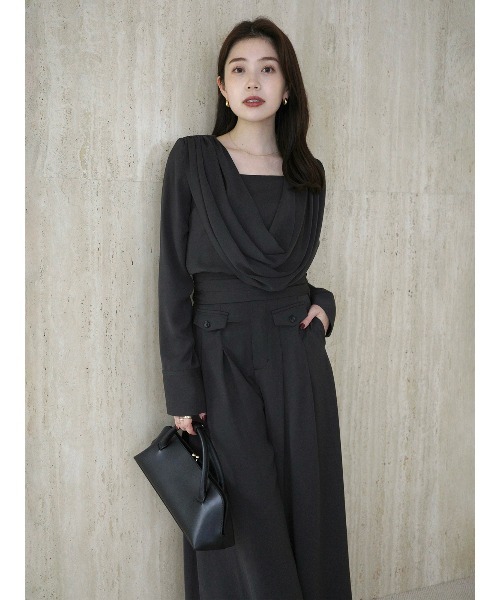 anuans（アニュアンス）の「パウダーサテンワイドパンツ（スラックス・レディース・チャコールグレー/ホワイト系その他/カーキブラウン・MEDIUM/SMALL）」の21枚目の写真