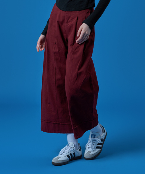 KOLEAT（コレット）の「ワイドマニッシュピンタックスティッチコットンパンツ[RED] KCL。（その他パンツ・レディース・その他・SMALL/MEDIUM）」の3枚目の写真