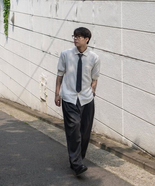 COSTUME O’CLOCK（コスチュームオクロック）の「リネンリラックスフィットロングスリーブシャツ5カラーCOOSSH193（シャツ/ブラウス・メンズ・ライトブルー/ネイビー/グレー/アイボリー/ライトベージュ・SMALL/MEDIUM/LARGE）」の8枚目の写真