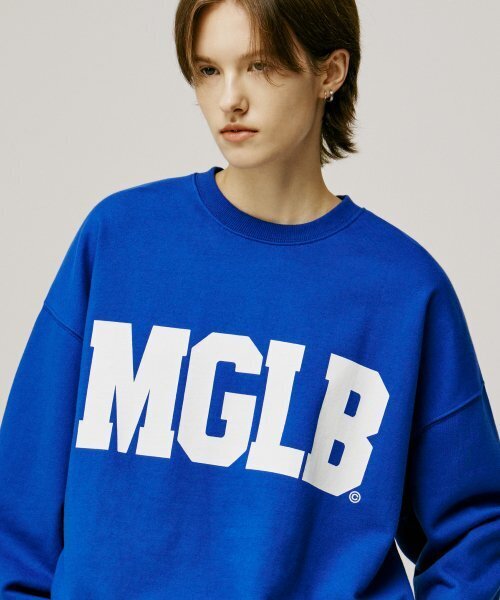 MATCHGLOBE（マッチグローブ）の「MGLB UNIV スウェットシャツ (ブルー)（スウェット・レディース・その他・FREE）」の2枚目の写真