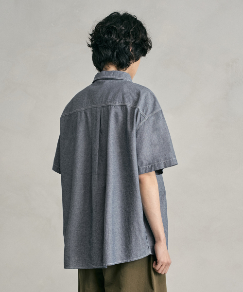 DECET(デケト)の「シャンブレーオーバーショートシャツ DCSH012ライトブルー(シャツ/ブラウス・メンズ・その他・SMALL/MEDIUM/LARGE)」の5枚目の写真