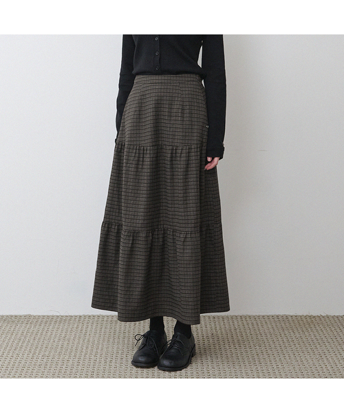 ナオミチェックカンカンスカート