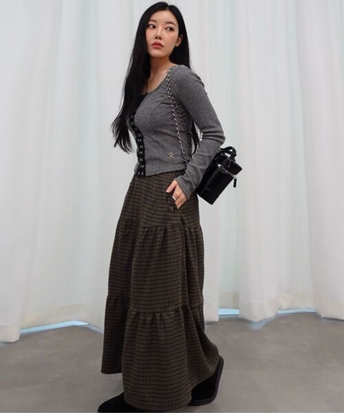 MICANE(ミケーネ)の「ナオミチェックカンカンスカート(スカート・レディース・ブラウン・X-SMALL/SMALL/MEDIUM/X-LARGE/XX-LARGE/LARGE)」の4枚目の写真