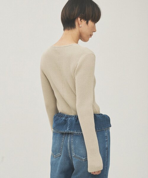 Whim Gazette（ウィムガゼット）の「RAW SILKレースアッププルオーバー（ニット/セーター・レディース・ベージュ/アイボリー・FREE）」の14枚目の写真