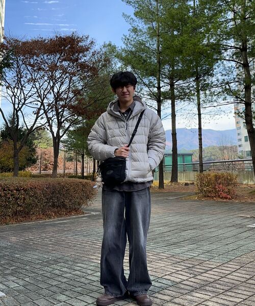 BSMT(ベースメントアーカイブ)の「トラベルエッセンシャルウォッシュドナイロンクロスバッグ_ブラック(メッセンジャーバッグ・メンズ・その他・FREE)」の2枚目の写真