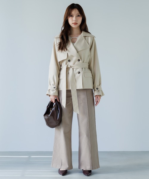 SENEE（セニー）の「high waist pintuck flare pants(ハイウエストピンタックフレアパンツ)（デニムパンツ・レディース・ベージュ/ブラック・MEDIUM/SMALL）」の6枚目の写真