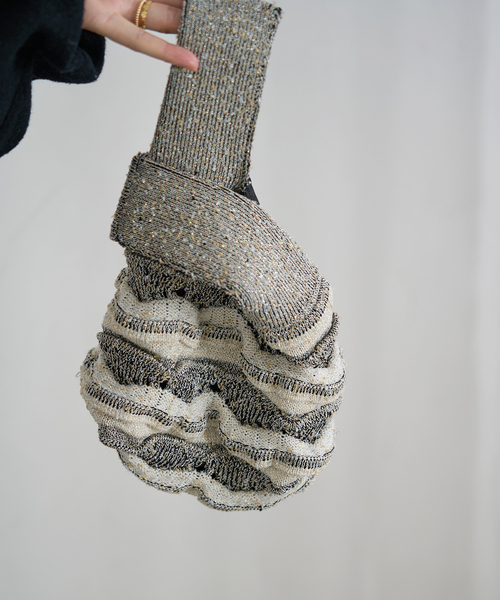 IENA（イエナ）の「ラメMIXボーダーニットバッグ（クラッチバッグ・レディース・ブルー系その他・FREE）」の2枚目の写真