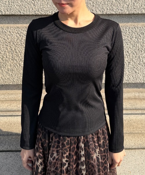 JENNE(ジェンヌ)の「日本製ストレッチリブTシャツ(Tシャツ/カットソー・レディース・ブラック/ブルー/ホワイト・SMALL/MEDIUM/LARGE)」の5枚目の写真
