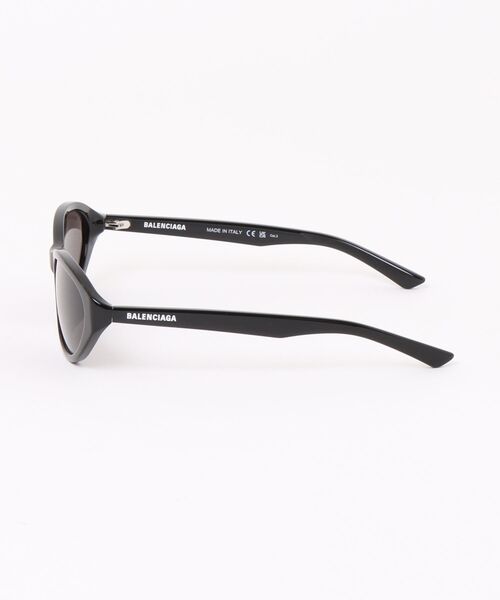 BALENCIAGA(バレンシアガ)の「【BALENCIAGA/バレンシアガ】キャットアイ サングラス BB0404SK 001(サングラス・レディース・ブラック・FREE)」の2枚目の写真