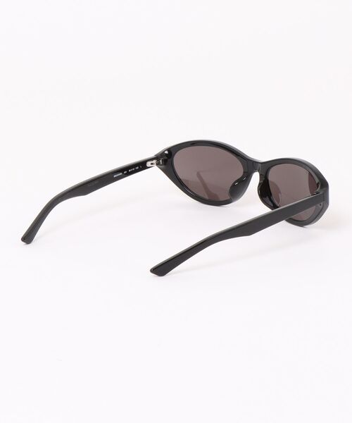 BALENCIAGA(バレンシアガ)の「【BALENCIAGA/バレンシアガ】キャットアイ サングラス BB0404SK 001(サングラス・レディース・ブラック・FREE)」の3枚目の写真