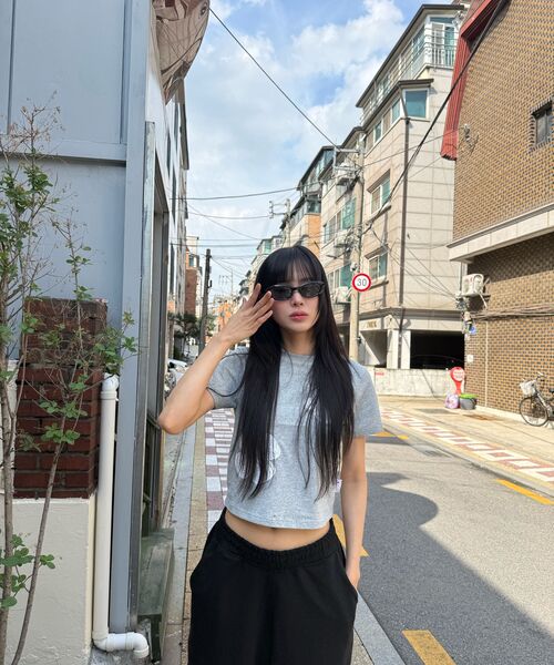 RuNaKi'Hu'(ルナキフ)の「WXT043綿菓子レースアップリケ半袖Tシャツ(MELANGE GRAY)(Tシャツ/カットソー・レディース・その他・1/2)」の8枚目の写真