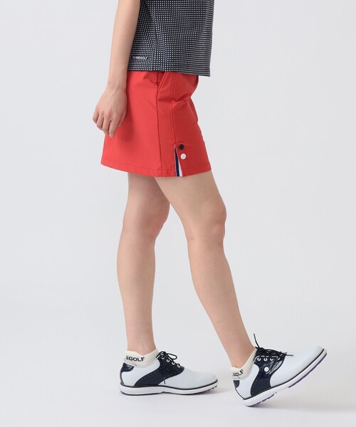BEAMS GOLF(ビームスゴルフ)の「PURPLE LABEL / ブルックリン ストレッチ スリットスカート(スカート・レディース・レッド/ネイビー・SMALL/MEDIUM/LARGE)」の4枚目の写真