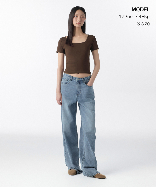 MUSINSA STANDARD WOMAN（ムシンサスタンダードウーマン）の「ウィメンズスリムスクエアネックTシャツ[ダークブラウン]（Tシャツ/カットソー・レディース・その他・LARGE/MEDIUM/SMALL/X-LARGE/X-SMALL）」の2枚目の写真