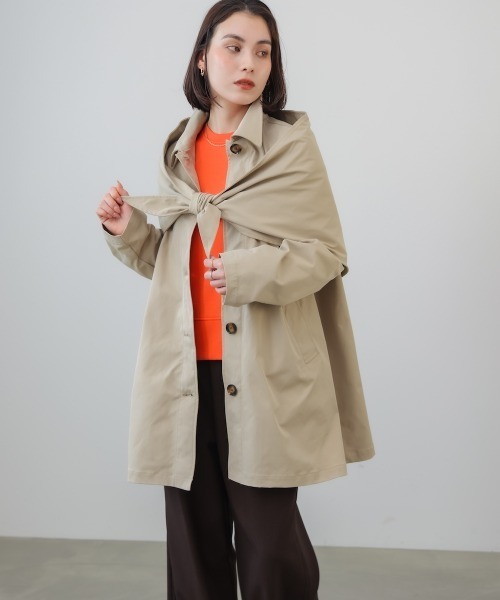 Bou Jeloud(ブージュルード)の「スカーフ付スプリングコート(ダウンジャケット/コート・レディース・ライトベージュ/ブラック・38)」の3枚目の写真