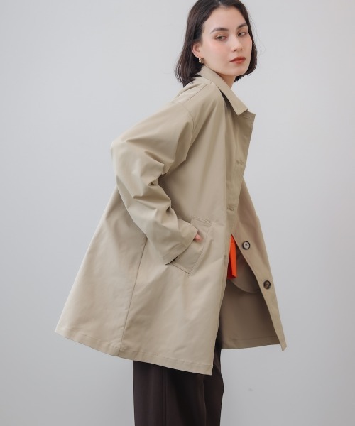 Bou Jeloud(ブージュルード)の「スカーフ付スプリングコート(ダウンジャケット/コート・レディース・ライトベージュ/ブラック・38)」の9枚目の写真