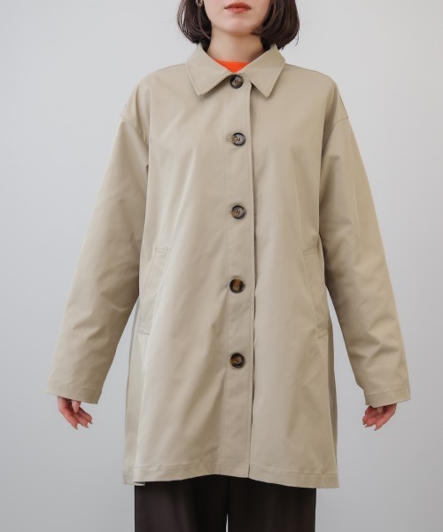 Bou Jeloud(ブージュルード)の「スカーフ付スプリングコート(ダウンジャケット/コート・レディース・ライトベージュ/ブラック・38)」の16枚目の写真