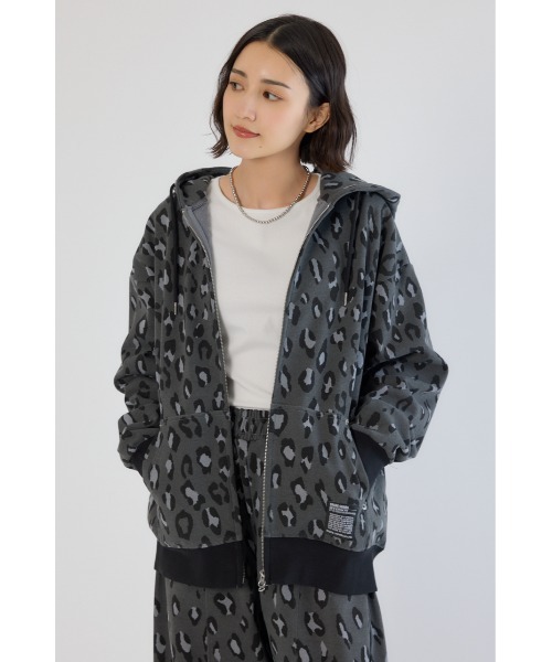 RODEO CROWNS WIDE BOWL（ロデオクラウンズワイドボウル）の「SHARE PATTERN W ジップパーカー（パーカー・レディース・ベージュ系その他/グレー系その他/ブラウン系その他・LARGE/MEDIUM）」の2枚目の写真