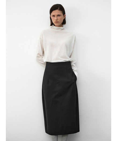 ATELIER NAIN(アトリエナイン)の「OVAL CURVED LINE SKIRT(SK-5054)(スカート・レディース・ブラック・S/M)」の2枚目の写真