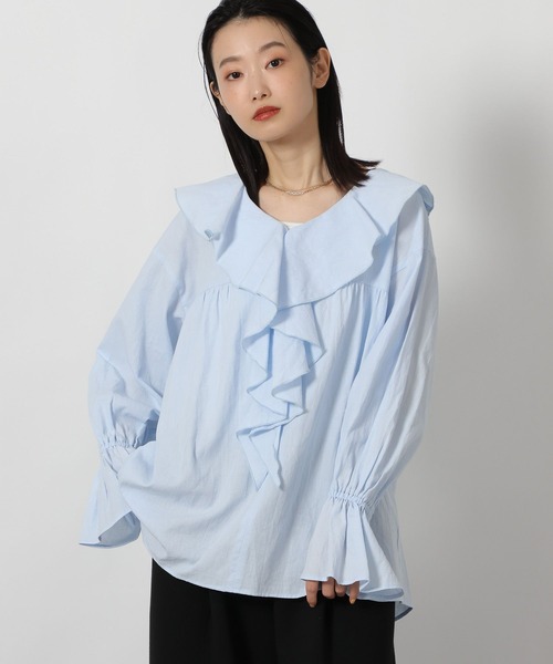 LAKOLE（ラコレ）の「ラッフルフリルブラウス / 656391（シャツ/ブラウス・レディース・ブルー/オフホワイト/ブラック/イエロー・FREE）」の3枚目の写真