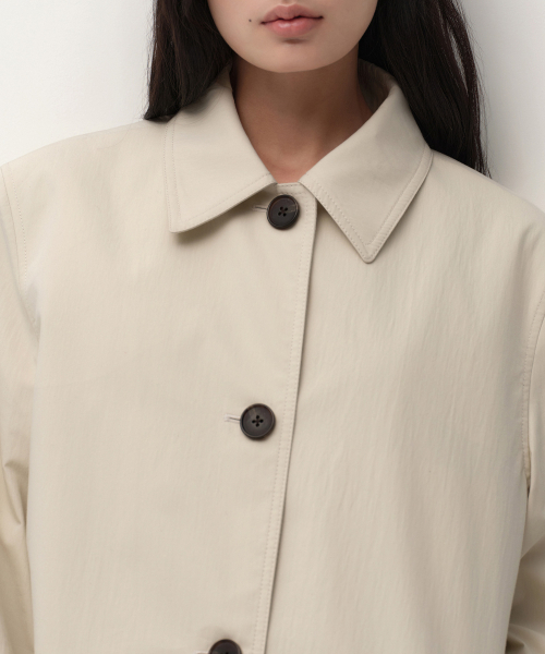 MUSINSA STANDARD WOMAN（ムシンサスタンダードウーマン）の「ウィメンズシングルハーフトレンチコート[クリーム]（トレンチコート・レディース・その他・SMALL/MEDIUM）」の13枚目の写真
