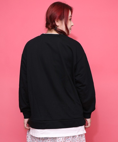 ScoLar(スカラー)の「161610:スカラーちゃんの夕食柄レイヤード風配色プルオーバー(Tシャツ/カットソー・レディース・ブラック/アイボリー/グリーン・M)」の8枚目の写真