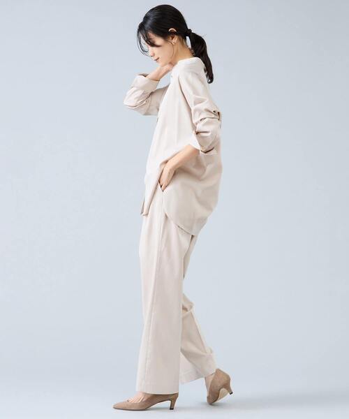 Liesse(リエス)の「ワイドストレートパンツ(その他パンツ・レディース・ライトベージュ/カーキ・2/3)」の6枚目の写真