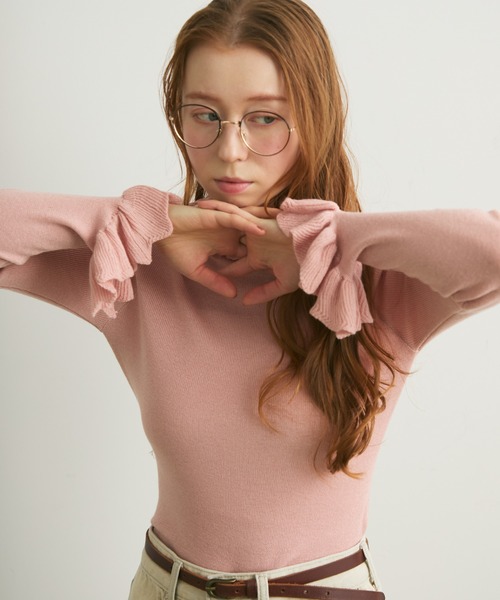 Crisp（クリスプ）の「フリルカラーニットトップス（ニット/セーター・レディース・ホワイト/ピンク/ダークグレー・FREE）」の3枚目の写真