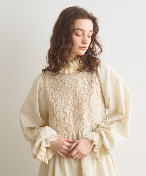 Crisp（クリスプ）の「フリルカラーニットトップス（ニット/セーター・レディース・ホワイト/ピンク/ダークグレー・FREE）」の12枚目の写真