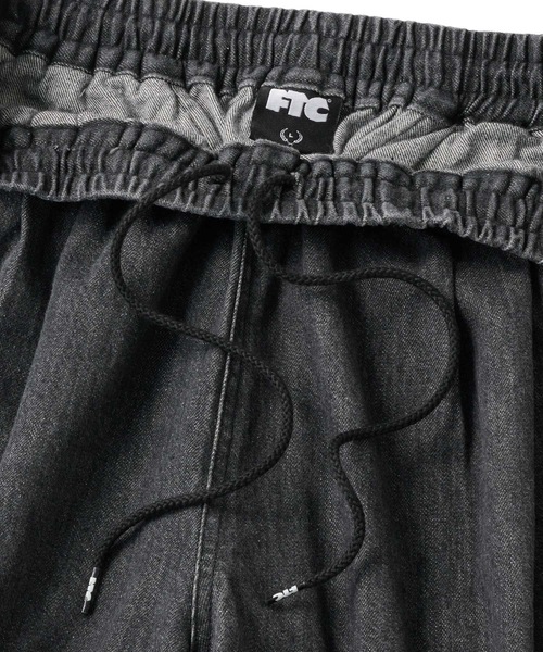 FTC（エフティーシー）の「DENIM EASY PANT（デニムパンツ・メンズ・ゴールド/ブルー系その他/ブラック・X-LARGE/LARGE/MEDIUM/SMALL）」の5枚目の写真