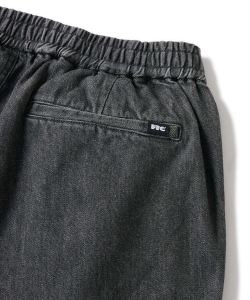 FTC（エフティーシー）の「DENIM EASY PANT（デニムパンツ・メンズ・ゴールド/ブルー系その他/ブラック・X-LARGE/LARGE/MEDIUM/SMALL）」の7枚目の写真